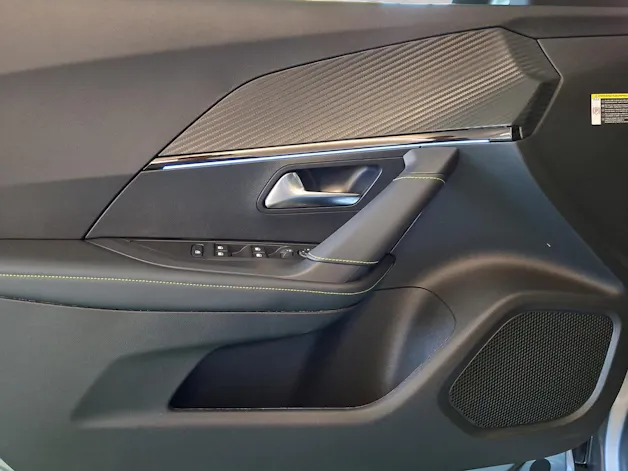Peugeot 2008 e-GT 54kWh