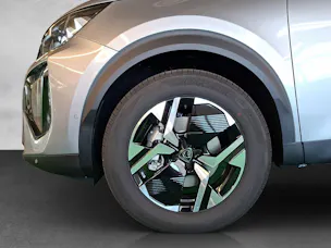 PEUGEOT 2008 e-GT 54kWh