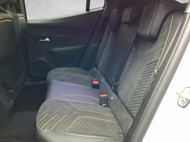 Peugeot 2008 e-GT 54kWh