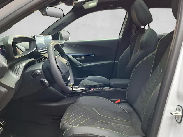 Peugeot 2008 e-GT 54kWh