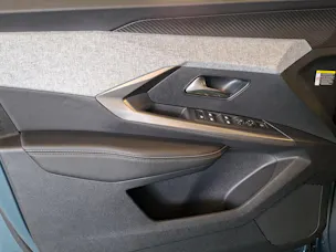 Peugeot 5008 e-Allure Premium AWD 73kWh