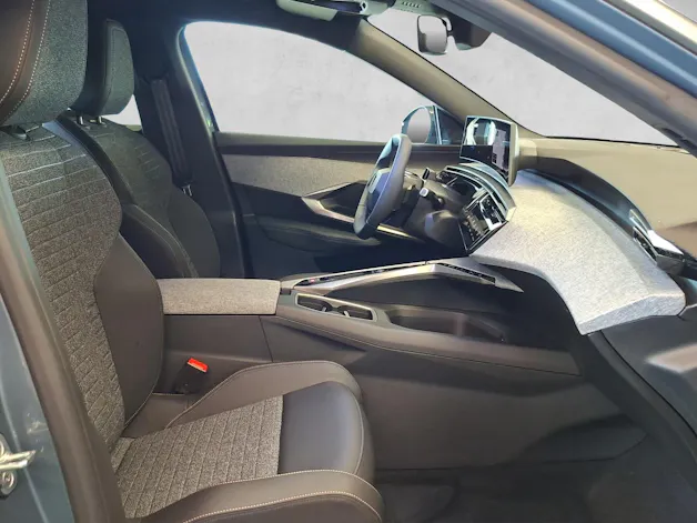 Peugeot 5008 e-Allure Premium AWD 73kWh