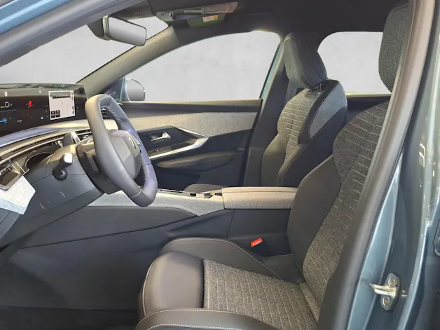 Peugeot 5008 e-Allure Premium AWD 73kWh