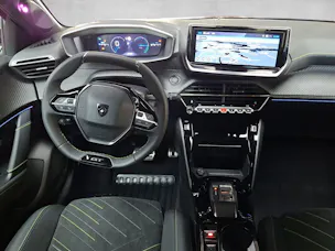 PEUGEOT 208 1.2 Hybrid 145 GT Exclusive