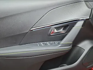 PEUGEOT 208 1.2 Hybrid 145 GT Exclusive