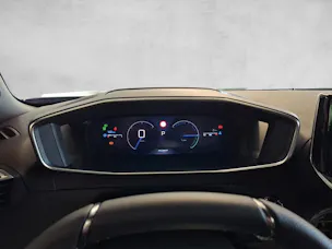 PEUGEOT 2008 1.2 Hybrid 145 GT Exclusive