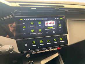 https://vehicle.imgix.net/4412098/5fe38281-8e9e-477e-9ece-97714adc160b.jpg