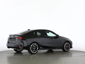 https://vehicle.imgix.net/4412143/8668bf34-89f4-404b-a81d-acb340717852.jpg