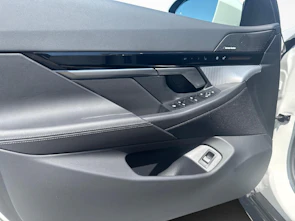 Fahrzeugbild BMW 520d xDrive Touring