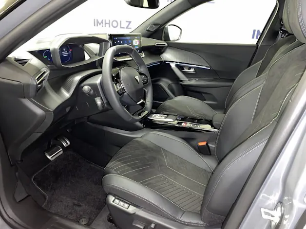 Peugeot 2008 e-GT
