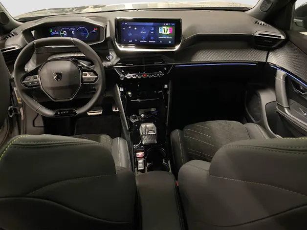 Peugeot 2008 e-GT
