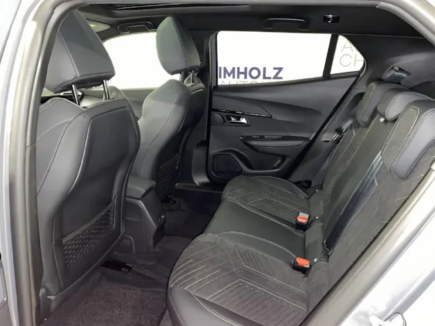 Peugeot 2008 e-GT
