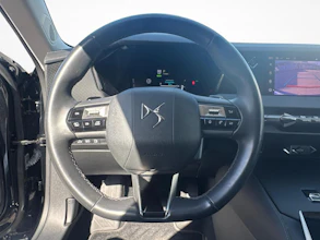 https://vehicle.imgix.net/4412216/0180fc96-f864-4324-af9c-e357f148b355.jpg