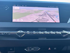 https://vehicle.imgix.net/4412216/4672ccb6-7fb5-4533-969b-7fc75b598632.jpg
