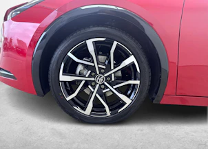 Fahrzeugbild TOYOTA Prius 2.0 Plug-In-Hybrid Style