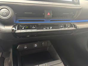Fahrzeugbild TOYOTA Prius 2.0 Plug-In-Hybrid Style