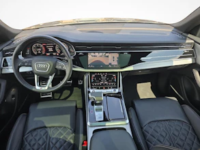 https://vehicle.imgix.net/4412227/25cf8545-7596-49ed-8fba-3d65267096b0.jpg