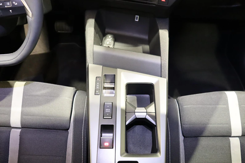 Fahrzeugbild OPEL GRANDLAND