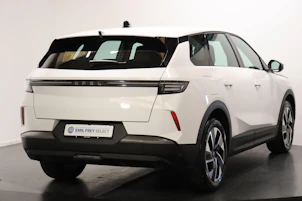 Fahrzeugbild OPEL Grandland 1.2 T HEV Edition