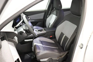 Fahrzeugbild OPEL Grandland 1.2 T HEV Edition
