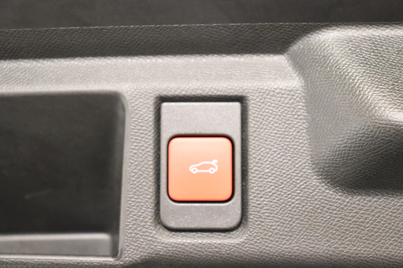 Fahrzeugbild OPEL GRANDLAND