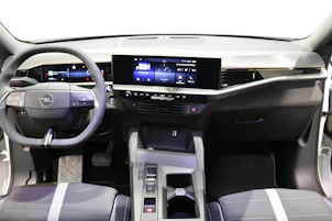 Fahrzeugbild OPEL Grandland 1.2 T HEV Edition