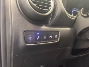 HYUNDAI Kona 1.6 T-GDi Launch 4WD