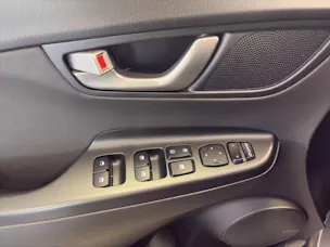 HYUNDAI Kona 1.6 T-GDi Launch 4WD