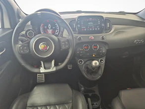 https://vehicle.imgix.net/4412250/0c386076-c2e4-4b56-9a14-f89683c06c2e.jpg