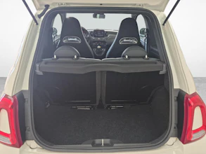https://vehicle.imgix.net/4412250/f9a04804-30d9-47a3-89e9-7fba6405bf37.jpg