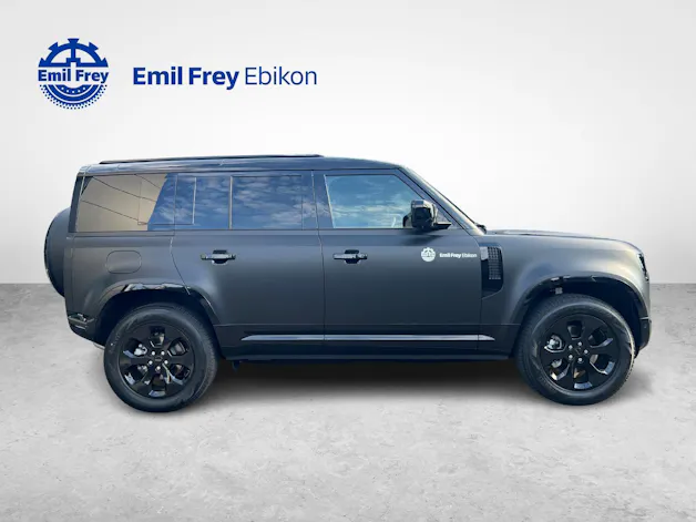 Land Rover Defender 110 3.0 D I6 250 X-Dynamic SE