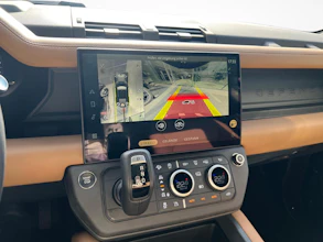 https://vehicle.imgix.net/4412252/dd80d07e-17c0-49ec-942a-885a1eb22d4d.jpg