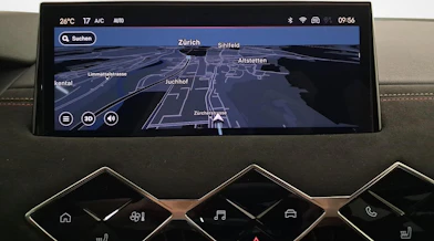https://vehicle.imgix.net/4412256/fcb3d775-1bd0-47d8-8116-e05f561f8fe6.jpg
