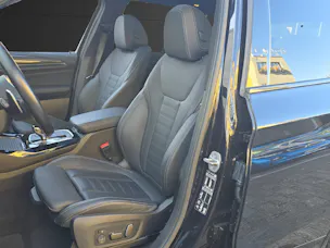 BMW X3 M40d ** 5 Jahre BMW GARANTIE //  2'400 kg Anhängelast **