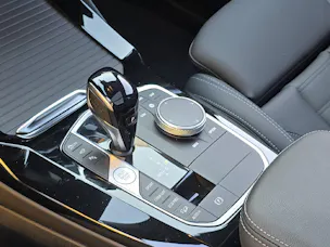 BMW X3 M40d ** 5 Jahre BMW GARANTIE //  2'400 kg Anhängelast **
