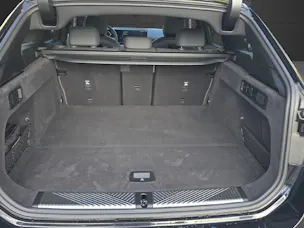 BMW 520d xDrive Touring M Sport PRO ** VOLLAUSSTATTUNG // 5 Jahre GARANTIE // 2'000 kg Anhängelast **