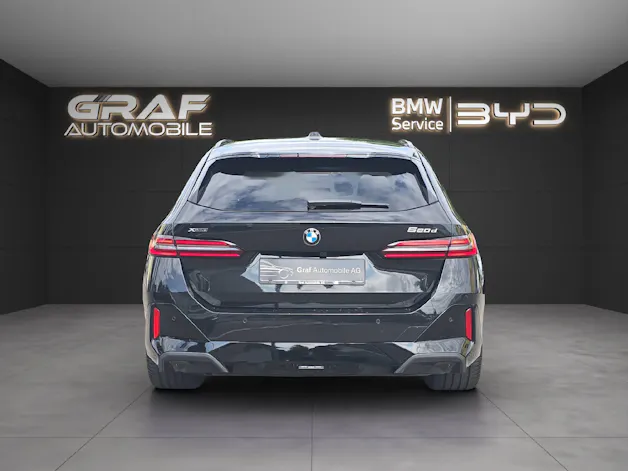 BMW 520d xDrive Touring M Sport PRO ** VOLLAUSSTATTUNG // 5 Jahre GARANTIE // 2'000 kg Anhängelast **