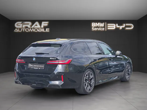 BMW 520d xDrive Touring M Sport PRO ** VOLLAUSSTATTUNG // 5 Jahre GARANTIE // 2'000 kg Anhängelast **