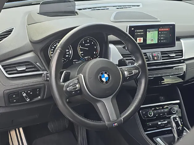 BMW 220d xDrive Active Tourer M Sport ** Frisch ab MFK & 12 Monate GARANTIE **
