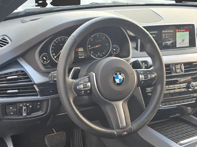 BMW X5 30d xDrive M Sport ** Frisch ab MFK & 12 Monate GARANTIE **