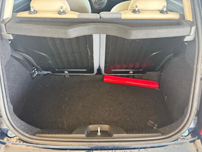 https://vehicle.imgix.net/4412333/daa074d1-edb2-4cbc-a28c-7ea2b396bf0a.jpg