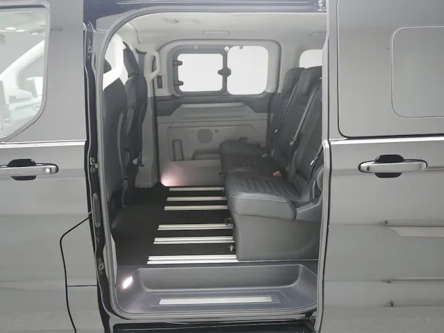 Ford Tourneo C Bus 320 L2 2.0 EcoBlue 170 Titanium X