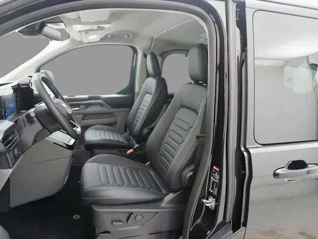 Ford Tourneo C Bus 320 L2 2.0 EcoBlue 170 Titanium X