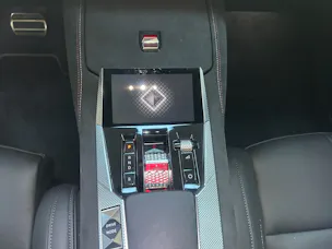 DS Automobiles 4 1.6 E-Tense Performance Line+