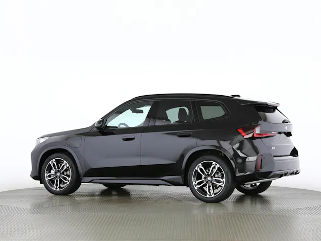 BMW X1 30e xDrive paddles