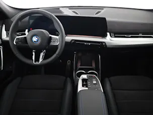 BMW X1 30e xDrive paddles