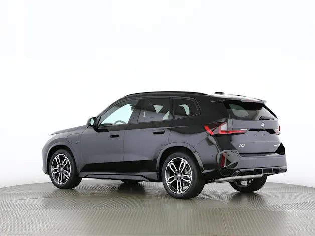 BMW X1 30e xDrive paddles