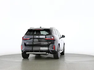 BMW X1 30e xDrive paddles