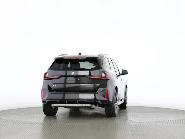 BMW X1 30e xDrive paddles