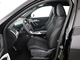 BMW X1 30e xDrive paddles
